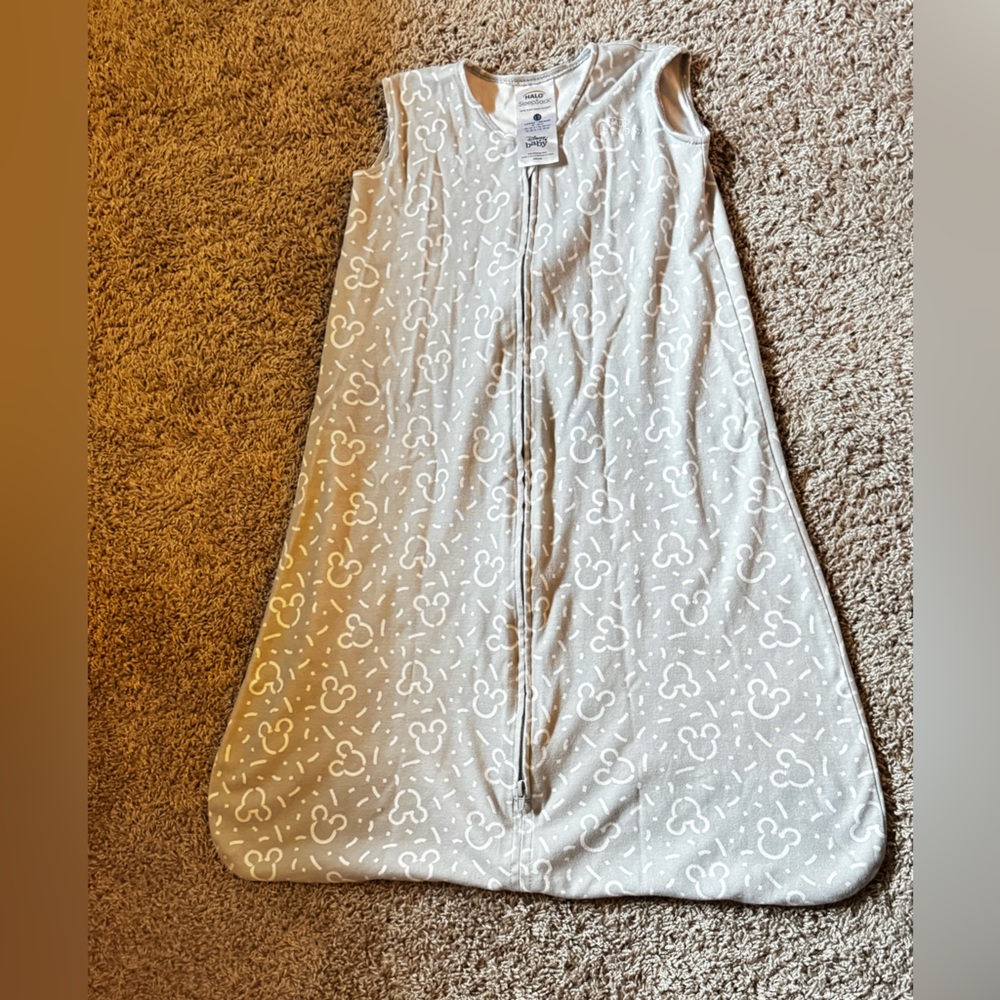 Halo SleepSack in Gray and White